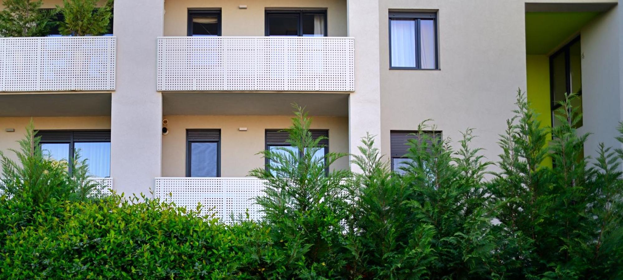 Mirvana Apartments Metheor Executive Suite تيميشورا المظهر الخارجي الصورة
