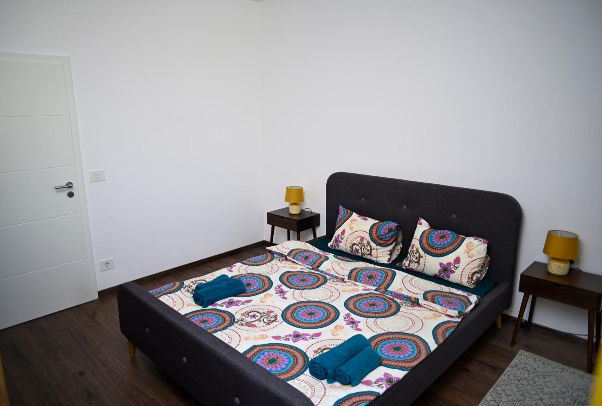 Mirvana Apartments Metheor Executive Suite تيميشورا المظهر الخارجي الصورة