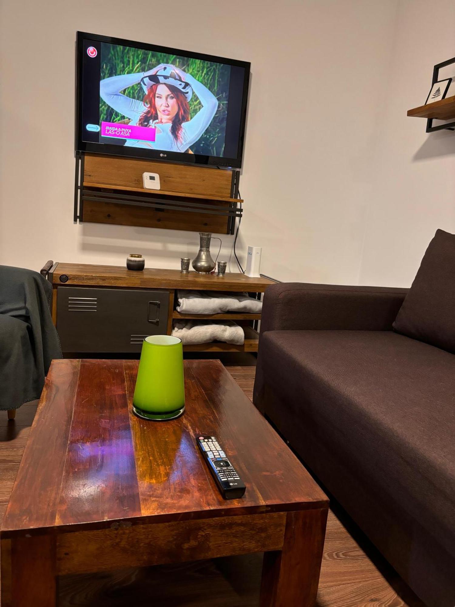 Mirvana Apartments Metheor Executive Suite تيميشورا المظهر الخارجي الصورة