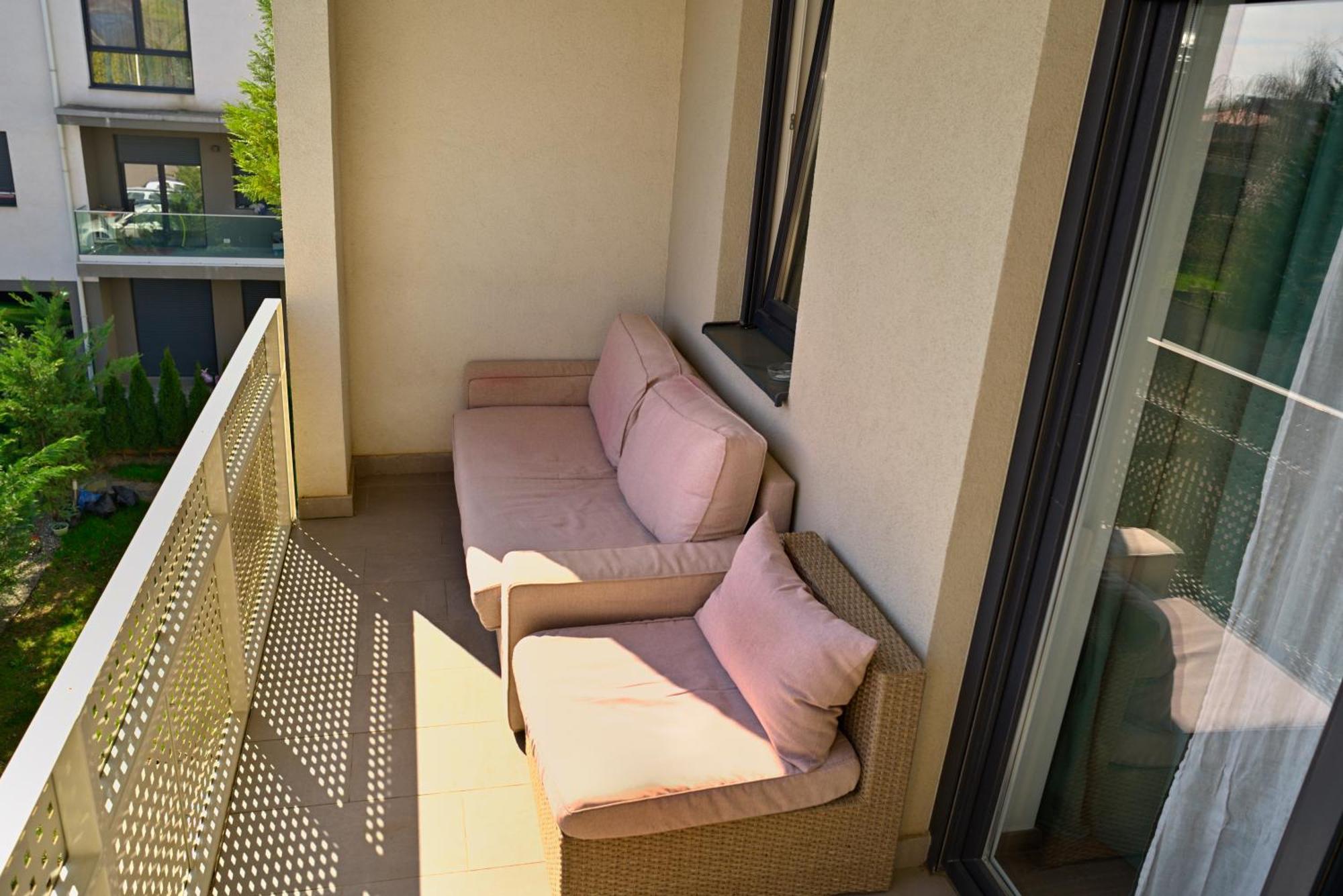 Mirvana Apartments Metheor Executive Suite تيميشورا المظهر الخارجي الصورة